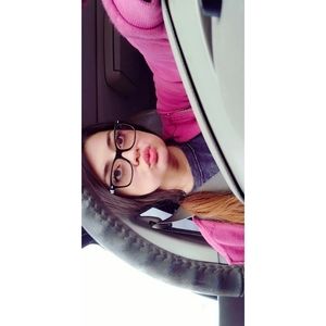 Meet your Posher, Kristina